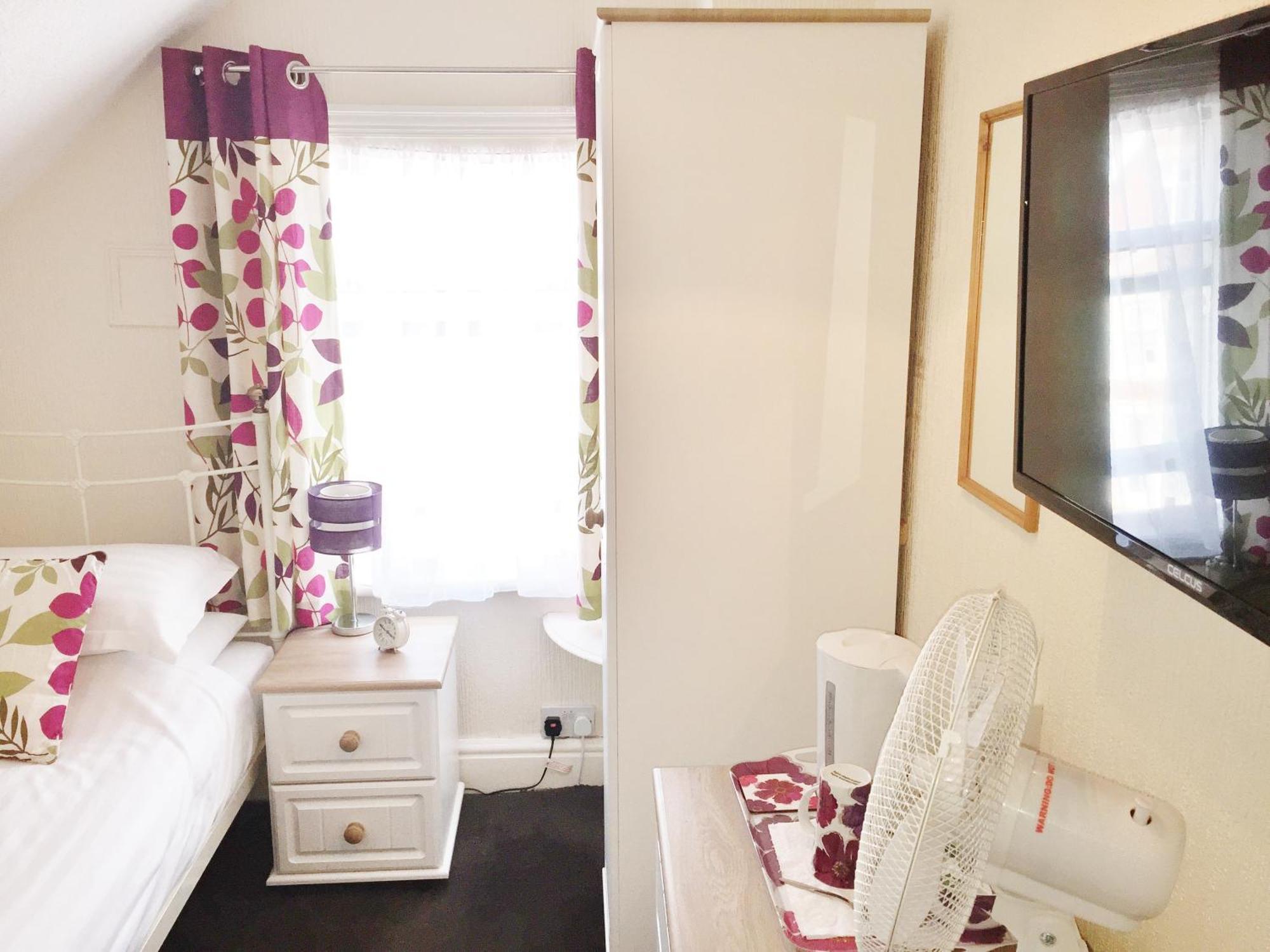 בלקפול The Beechcliffe Hotel - Over 35'S Only מראה חיצוני תמונה